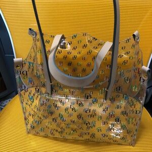 Dooney and Bourke Stadium/Concert Tote